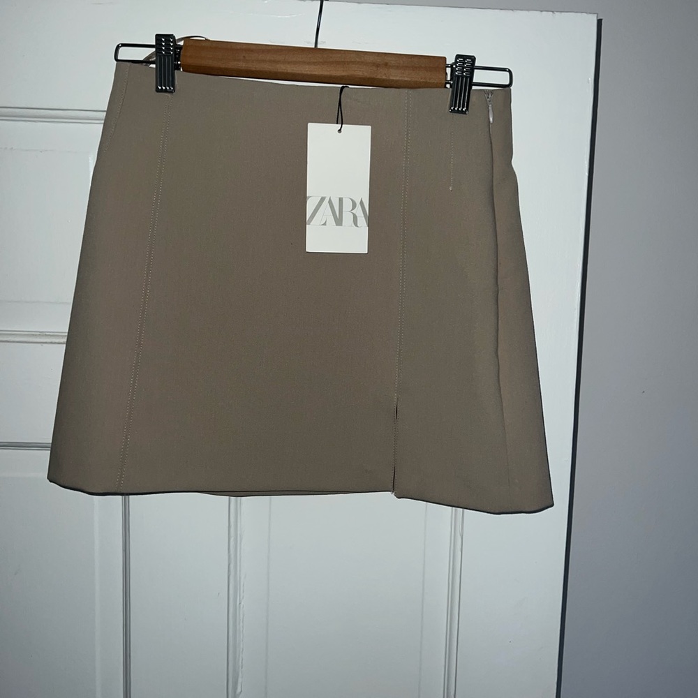NWT zara beige skirt